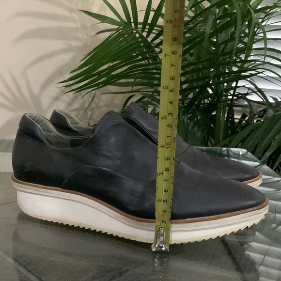 REED KRAKOFF LEATHER BLOCK HEEL LOAFERS - Picture 9 of 13